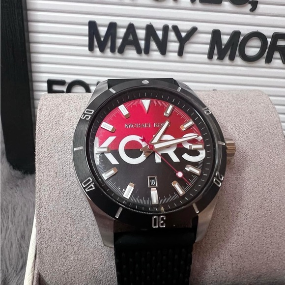 Michael Kors Layton Mens Watch - Picture 1 of 7